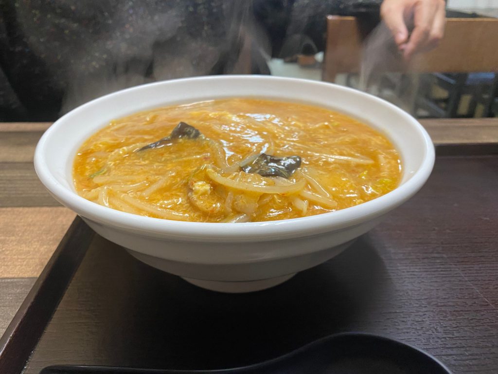 サンラー湯麺（1,050円)